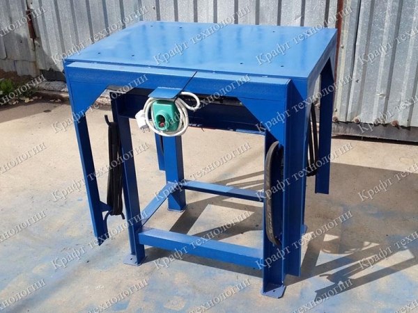 Вибростол расформовочный в работе